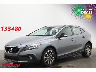 ojeté vozy osobní automobily Volvo V-40 Cross Country 2.0 D2 Aut. Kinetic Navi Airco Cruise 2017/3