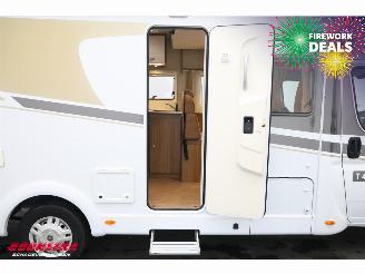 Carado  T 448 Capron 2.3 130 PK Automaat Fransbed Schotel Hefbed Zonnepaneel Airco Cruise picture 8