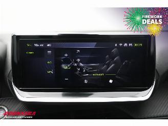 Peugeot 2008 1.2 Hybrid 145 Allure LED ACC Navi Clima Camera Virtual 8.067 km! picture 26