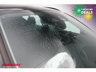 Volvo XC40 1.5 T4 Recharge R-Design LED ACC Navi Camera LRHZ AHK picture 5