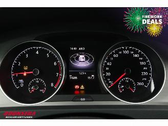 Volkswagen Golf 1.0 TSI Comfortline Navi Clima Cruise Camera PDC AHK 74.205 km! picture 18