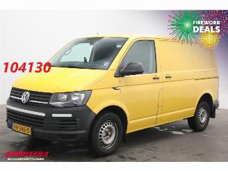 skadebil bedrijf Volkswagen Transporter 2.0 TDI 150 PK L1-H1 2X Schuifdeur Airco Cruise AHK 2016/9