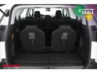 Peugeot 5008 1.2 PT Executive 7-Pers. Navi Clima Cruise Camera AHK picture 27