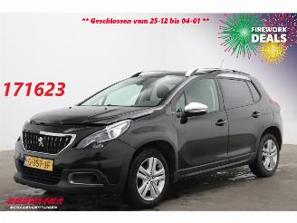 Vaurioauto  passenger cars Peugeot 2008 1.2 PureTech Aut. Signature Navi Airco Cruise PDC 59.303 km! 2019/9