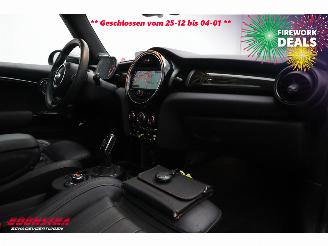 Mini Cooper SE Electric Yours 33 kWh Pano LED HUD H/K Leder SHZ Camera 60.571 km! picture 8
