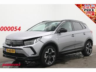 Damaged car Opel Grandland 1.6 Turbo Plug-In Hybrid GS LED ACC Apple/Android LRHZ AHK 2024/2