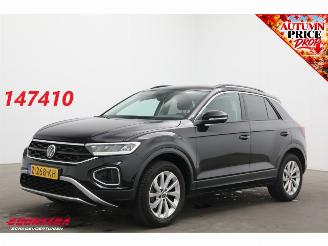 Damaged car Volkswagen T-Roc 1.0 TSI Life Virtual ACC Apple/Android Camera 24.136 km! 2024/4