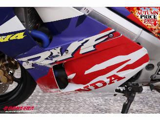 Honda  RVF400 NC35 picture 11