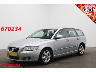 Avarii autoturisme Volvo V-50 1.6 D2 S/S Kinetic Cruise Navi Clima Leder SHZ PDC 2011/12