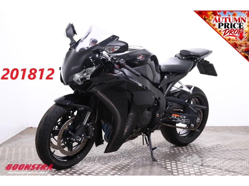 Honda CBR 1000RR Fireblade 26.130 km!