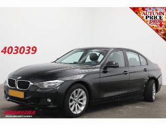 damaged passenger cars BMW 3-serie 320i AUT Executive Navi Cruise Clima PDC AHK 152.512 km! 2012/6