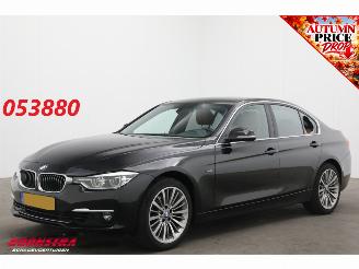 damaged passenger cars BMW 3-serie 318i Aut. Luxury Cruise Navi Clima Leder SHZ PDC 2017/4