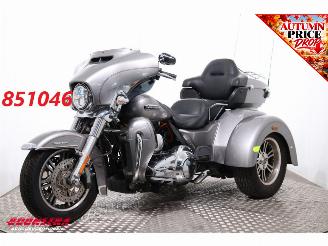 begagnad bil motor Harley-Davidson  FLHTCUTG Tri Glide Ultra Classic 5HD! LED ABS Cruise Reverse 28.802 km! 2016/7