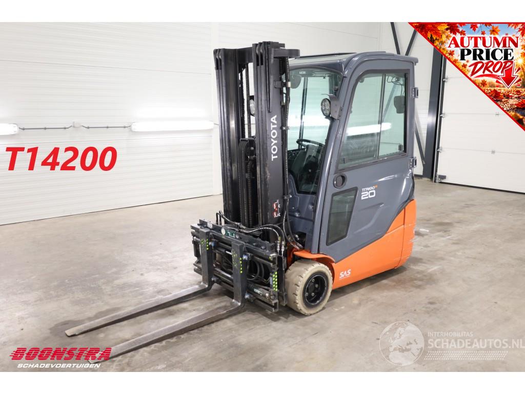 Toyota 8FBE20T Triplex Sideshift Spreader Full-Light-package