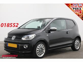 Voiture accidenté Volkswagen Up! 1.0 high up! Black Navi Airco LMV 2012/2