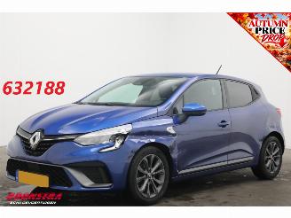 Schadeauto Renault Clio 1.0 TCe R.S. Line SHZ AHK Clima Navi PDC Cruise 2020/11