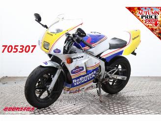 voitures scooters Honda  NSR50 Rothmans 1999/12
