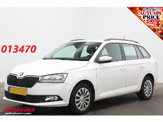 skadebil auto Skoda Fabia Combi 1.0 TSI Ambition ACC Navi Apple/Android PDC AHK Airco 2022/10