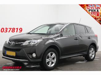 krockskadad bil auto Toyota Rav-4 2.0 Executive Business Limited Aut. 4WD Camera SHZ Clima Navi Leder 2014/3