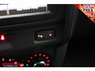 Dacia Duster 1.2 TCe 4x2 Prestige Cruise Navi PDC AHK Airco 119.747 km! picture 17