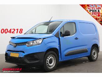 Vaurioauto  commercial vehicles Toyota Proace Prof 50 kWh Cruise Apple/Android AHK Airco 2022/10