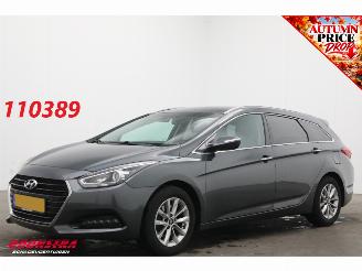Tweedehands auto Hyundai I-40 Wagon 1.7 CRDi Cruise Navi Apple/Android SHZ Camera PDC AHK Clima 2015/12
