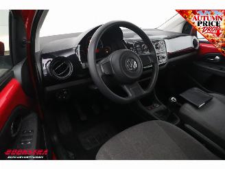Volkswagen Up! 1.0 move up! BlueMotion Airco picture 11