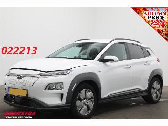 Schadeauto Hyundai Kona EV Fashion 64 kWh Krell HUD ACC Navi Virtual Apple/Android Camera PDC Clima 2020/12