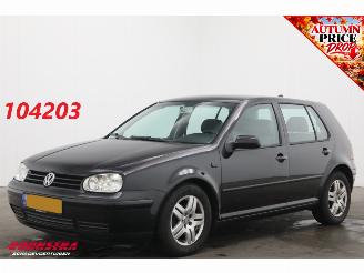 occasion passenger cars Volkswagen Golf 1.6-16V Comfortline 5-Drs. Airco Cruise APK 03-2027 2003/1