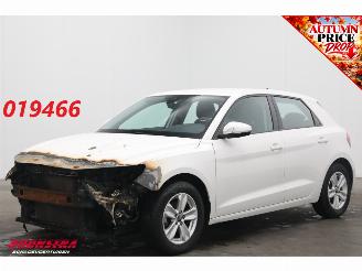 krockskadad bil auto Audi A1 Sportback 25 TFSI Cruise Virtual Apple/Android PDC Airco 2021/2