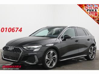 krockskadad bil auto Audi A3 Sportback 40 TFSI S-Tronic quattro S Line HUD Cruise Navi Virtual Apple/Android PDC AHK SHZ Clima 2023/9