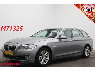Coche accidentado BMW 5-serie Touring 530i Aut. Upgrade Edition Cruise Navi Leder SHZ PDC AHK Bluetooth Clima 2012/11