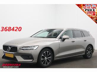 Schadeauto Volvo V-60 2.0 T4 Aut. Momentum ACC Navi SHZ LrHZ Virtual Apple/Android PDC AHK Clima 2019/11