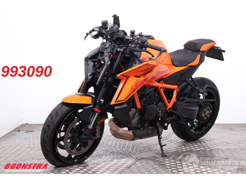 KTM 1390 SuperDuke R ABS LED Remus Cruise Heizgriffe