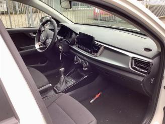 Kia Rio Rio IV (YB), Hatchback, 2017 1.0i T-GDi 100 MHEV picture 6