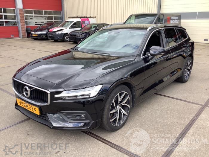 Volvo V-60 V60 II (ZW), Combi, 2018 2.0 T5 16V