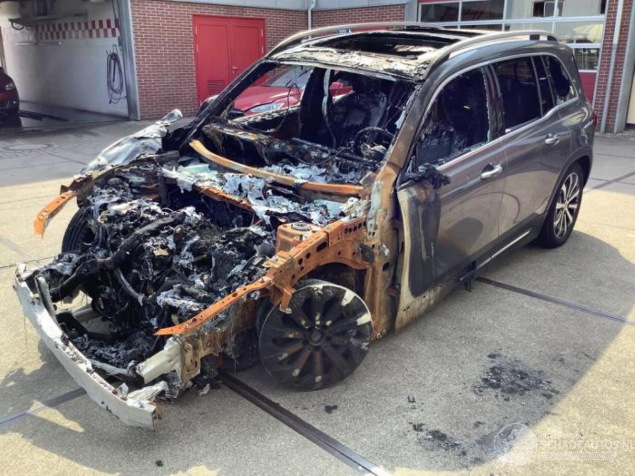 Mercedes GLB GLB (247.6), SUV, 2019 1.3 GLB-200 Turbo 16V