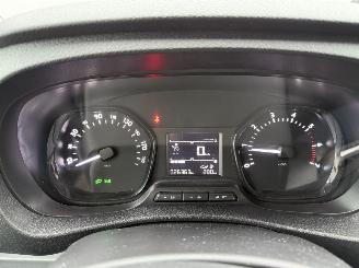 Toyota Proace Compact 1.5 D-4D Cool Comfort picture 24