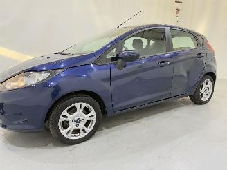 Ford Fiesta 5-Drs 1.25 Limites Airco picture 32