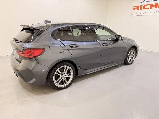 BMW 1-serie 118i M Sport Edition Pano picture 21