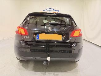 Peugeot 308 HB 1.2 Blue Lease Exe. Pano picture 39