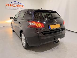 Peugeot 308 HB 1.2 Blue Lease Exe. Pano picture 25