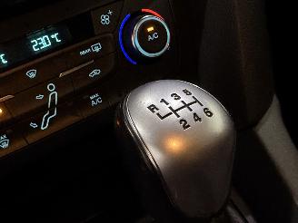 Ford Focus Wagon 1.5 ST-Line Navi/Clima picture 20