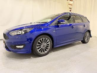 Ford Focus Wagon 1.5 ST-Line Navi/Clima picture 32