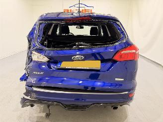 Ford Focus Wagon 1.5 ST-Line Navi/Clima picture 5