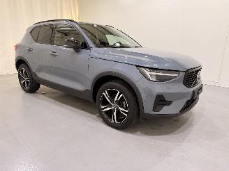 Volvo XC40 T2 Plus Dark Aut8 picture 32