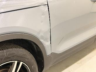 Volvo XC40 T2 Plus Dark Aut8 picture 9