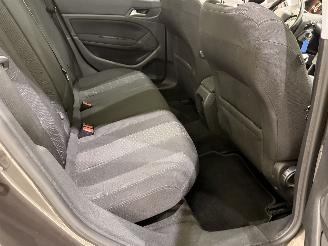 Peugeot 308 SW 1.6 Blue HDI 120 Executive picture 32