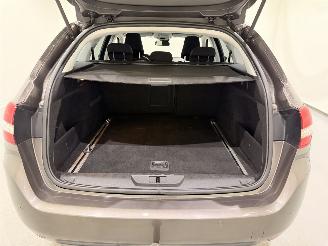 Peugeot 308 SW 1.6 Blue HDI 120 Executive picture 48