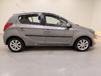 Hyundai I-20 HB 1.2 i-Deal Navi/Airco picture 15